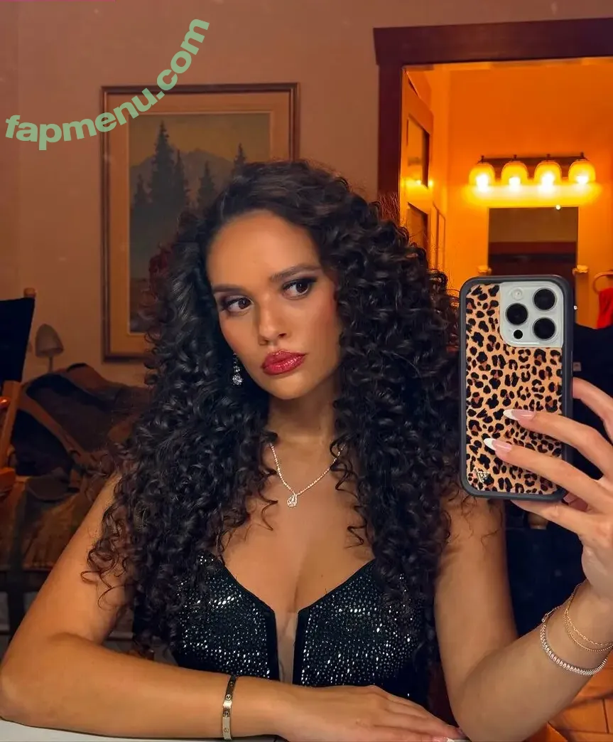 Madison Pettis nude photo #1147 (madisonpettis)