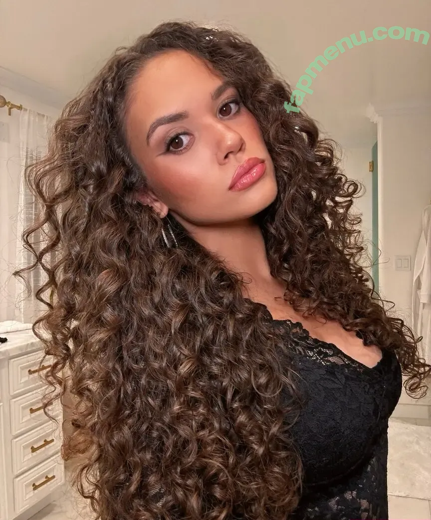 Madison Pettis nude photo #1182 (madisonpettis)
