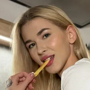madisongrey69 / madisongray9 nude photo #0009
