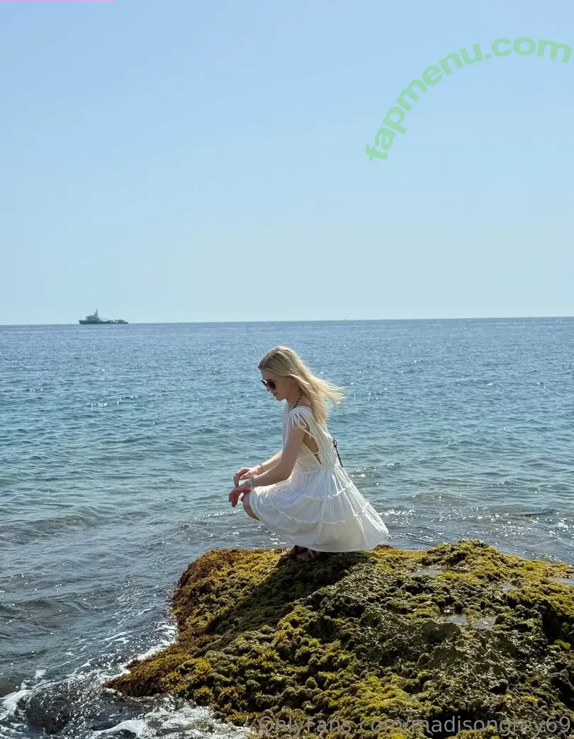 madisongrey69 nude photo #0033 (madisongray9)