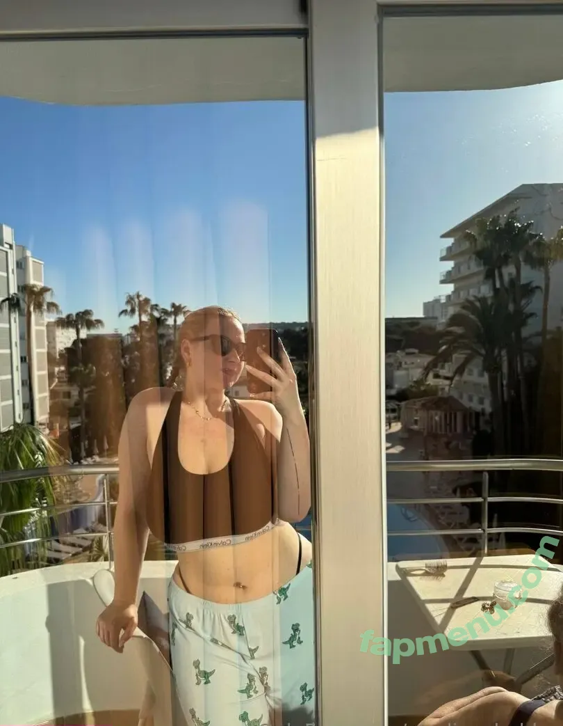 madisonhobbs nude photo #0098 (Thanossbethicc / coachm3hobbs)