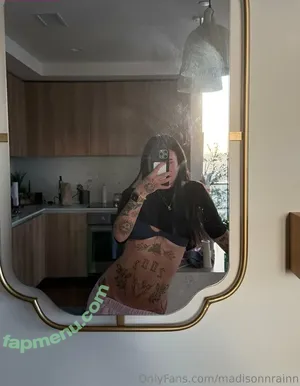 Madisonnrainn / madison.rainn nude photo #0101