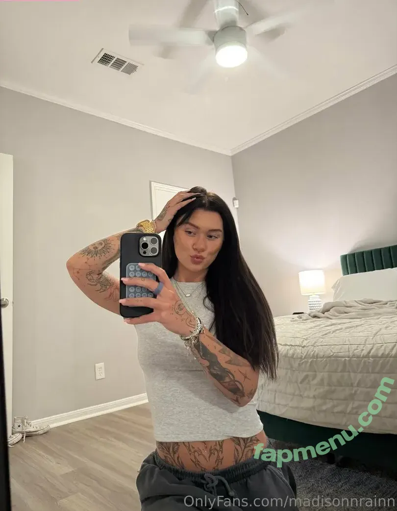Madisonnrainn nude photo #0036 (madison.rainn)