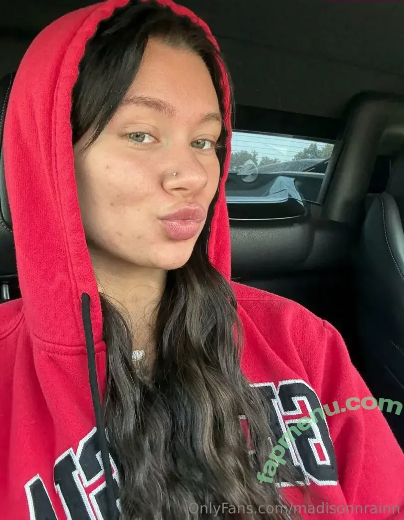 Madisonnrainn nude photo #0041 (madison.rainn)