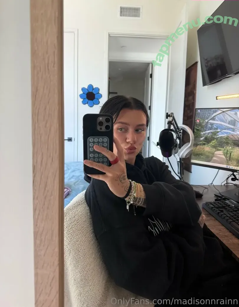 Madisonnrainn nude photo #0047 (madison.rainn)