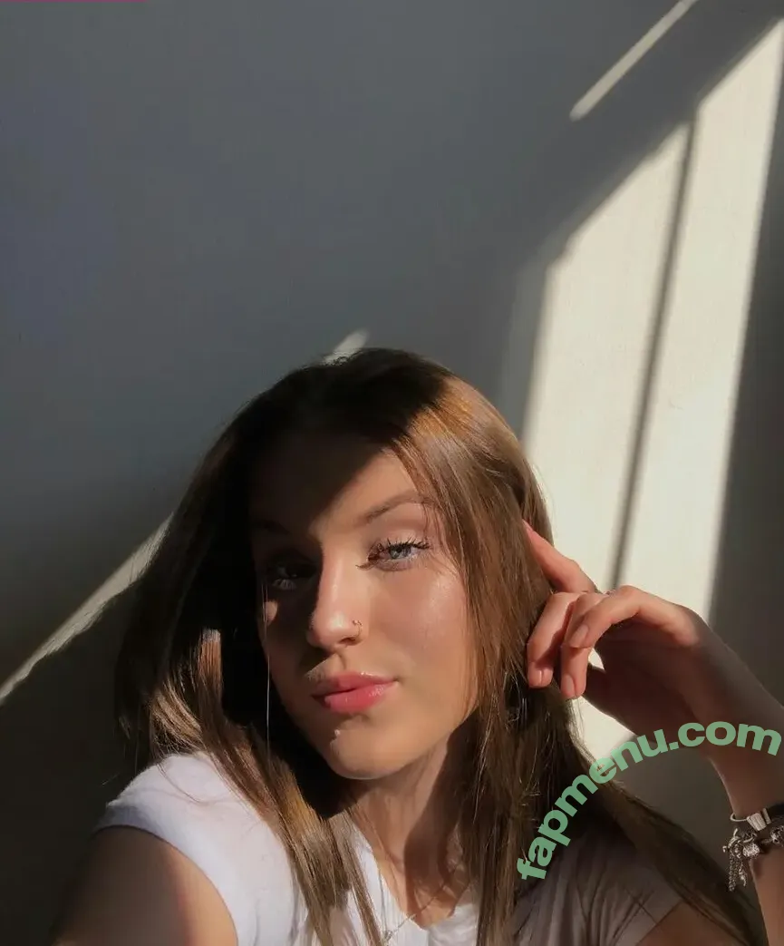 Madisun Sullivan nude photo #0385 (madisunsky3 / madisunsullivan)