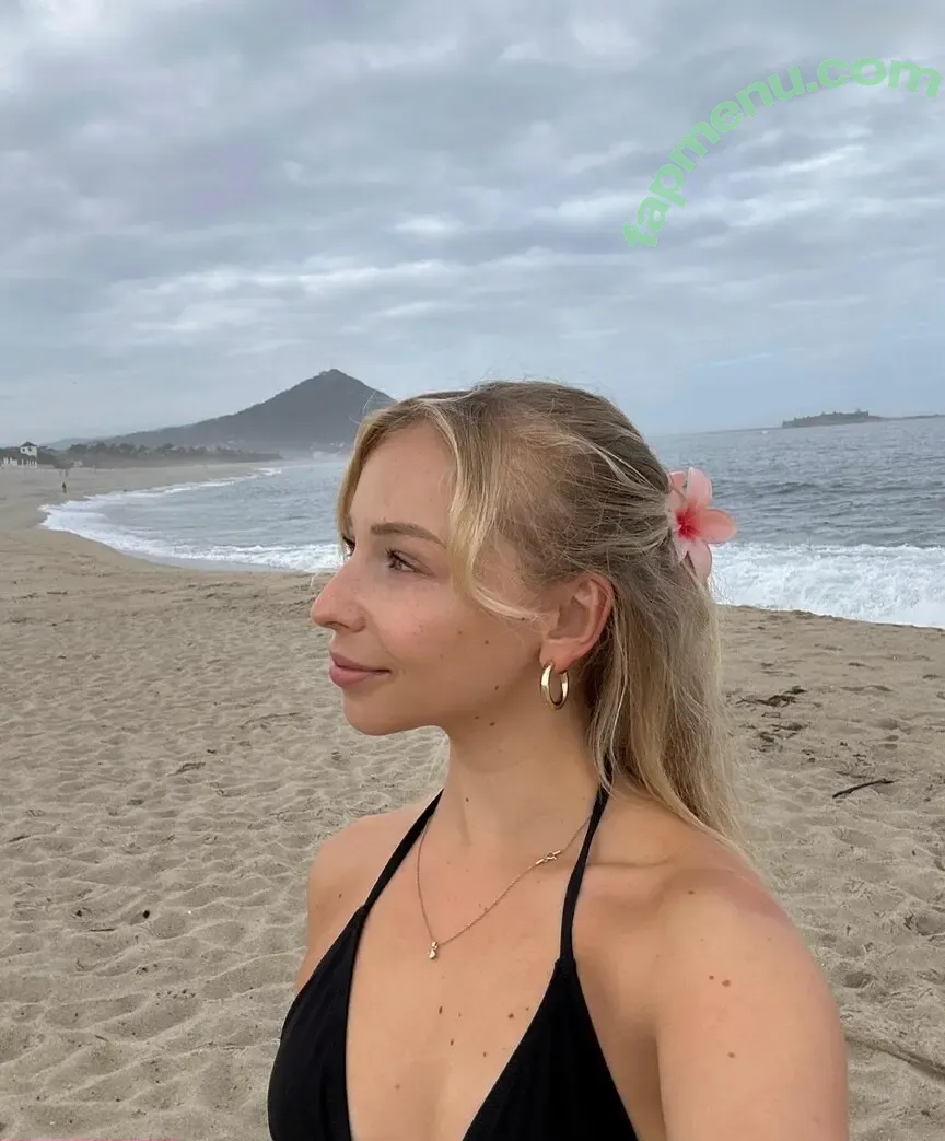 madlinee nude photo #0018 (madlinee)