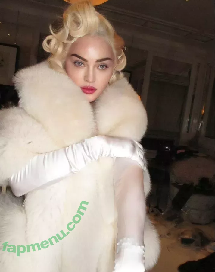 Madonna nude photo #0011 (Madonna)