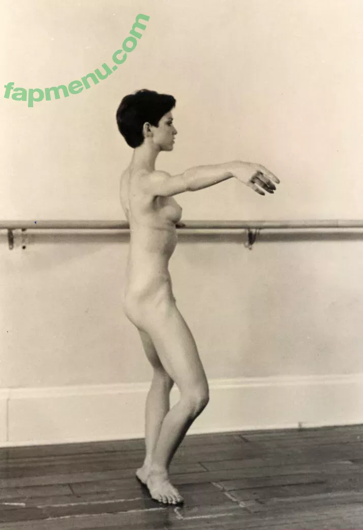 Madonna nude photo #0110 (Madonna)