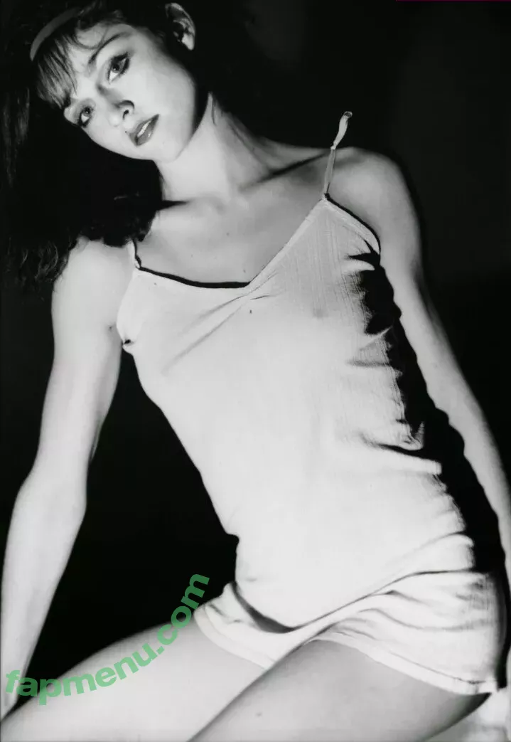 Madonna nude photo #0243 (Madonna)
