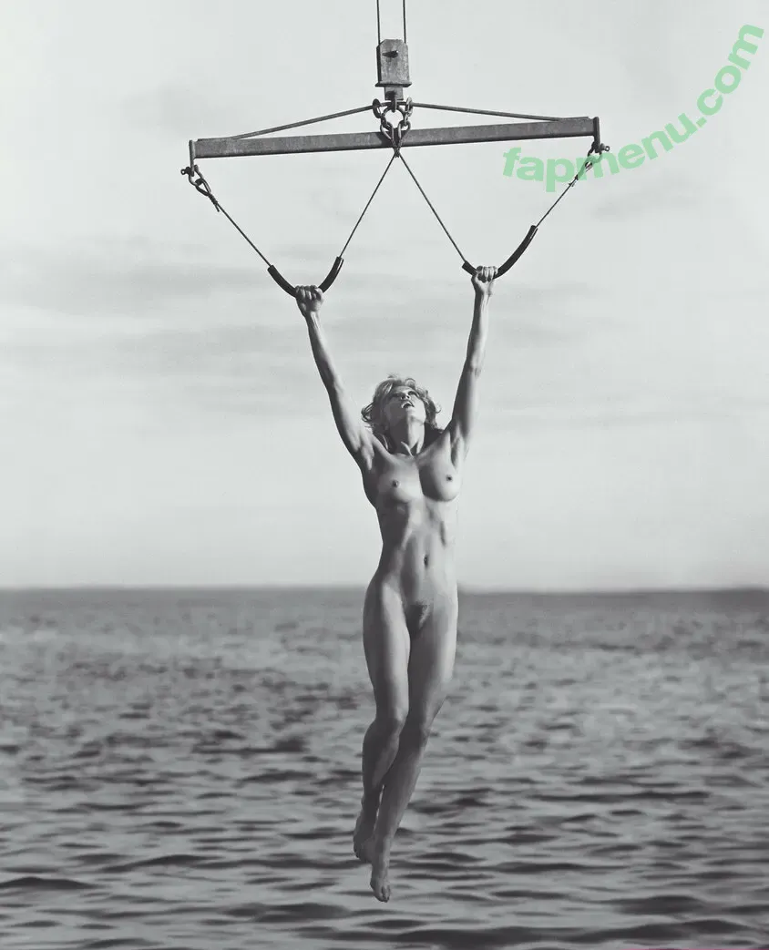 Madonna nude photo #0843 (Madonna)