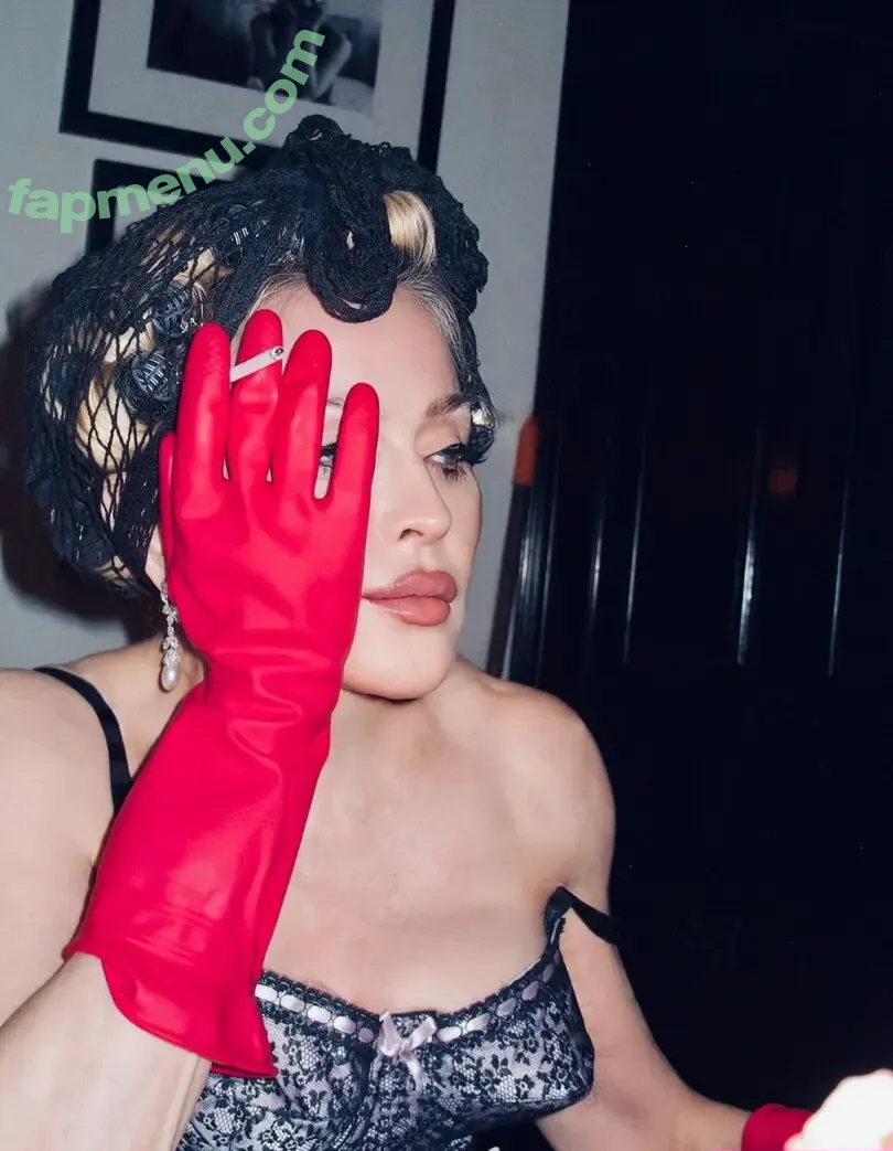 Madonna nude photo #0848 (Madonna)