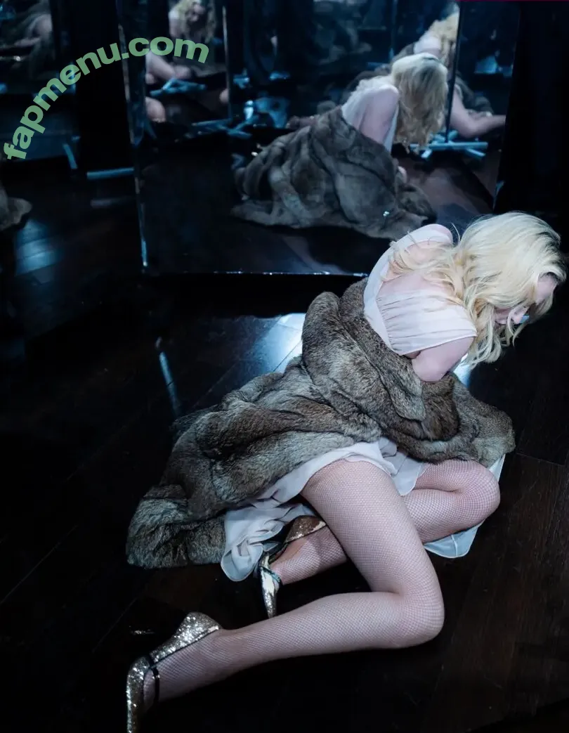 Madonna nude photo #0864 (Madonna)