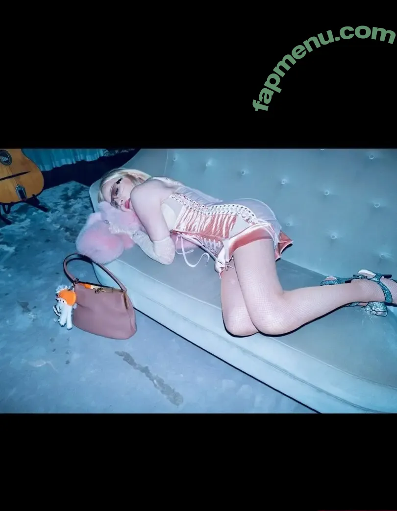 Madonna nude photo #0878 (Madonna)