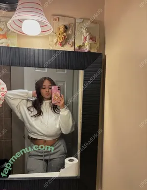 Madridd / Foreveryuhrrz / Maddrid2.0 nude photo #0070