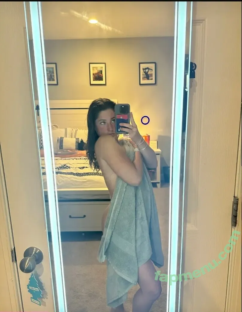 Mads Abigail nude photo #0014 (maddi.abigail / madsabigail)