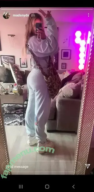 Madsnyds nude photo #0001
