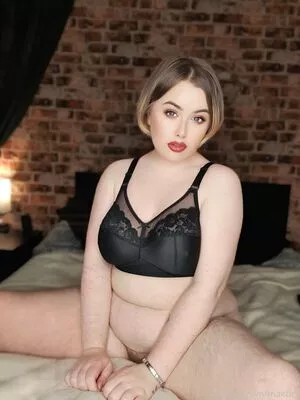 maebry / maebrycraig nude photo #0157