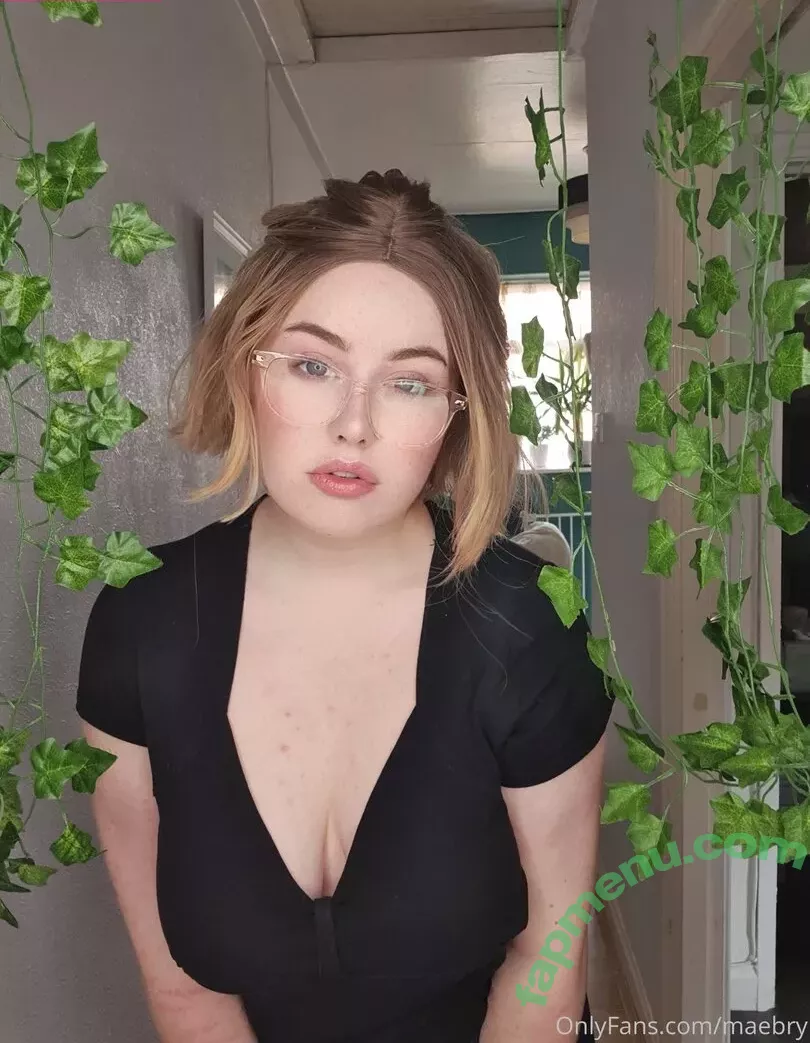 maebry nude photo #0031 (maebrycraig)