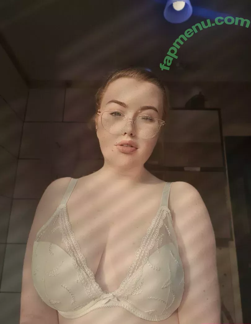 maebry nude photo #0044 (maebrycraig)