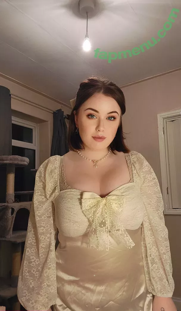 maebry nude photo #0319 (maebrycraig)