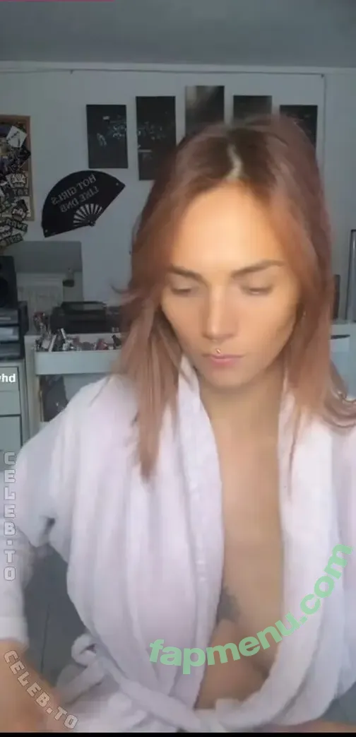 Maelie_vhd nude photo #0025 (Maelie_vhd)