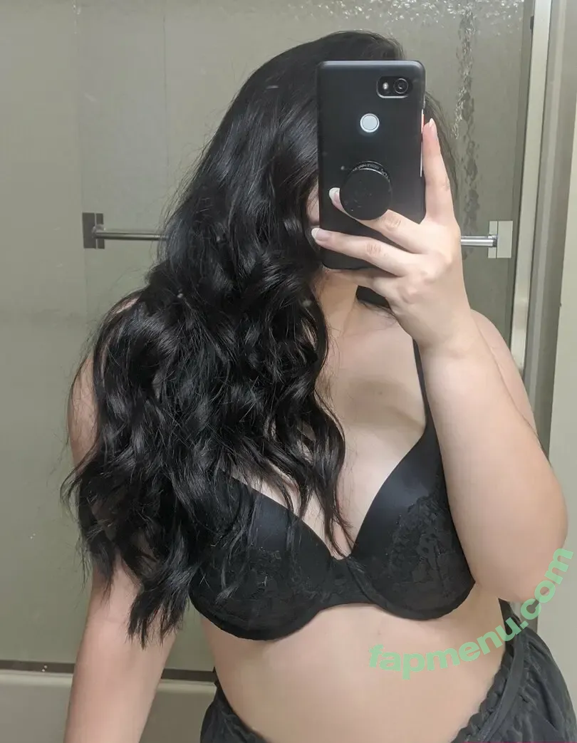 maellie nude photo #0033 (maellie24)