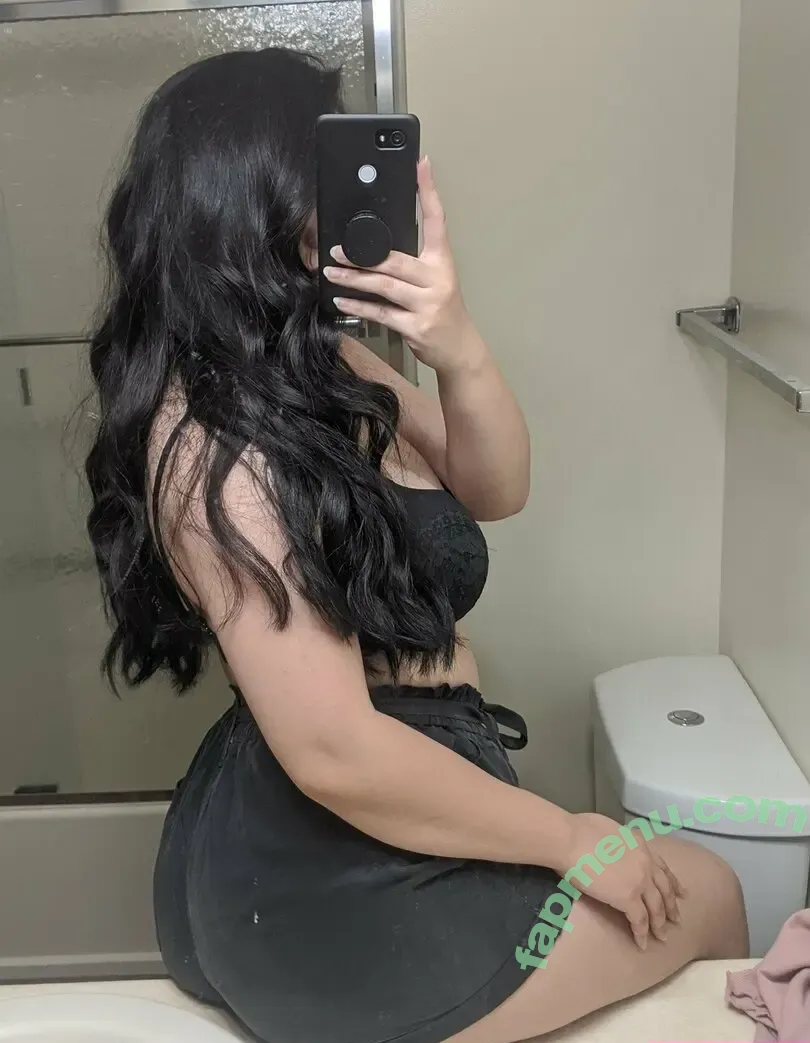 maellie nude photo #0034 (maellie24)