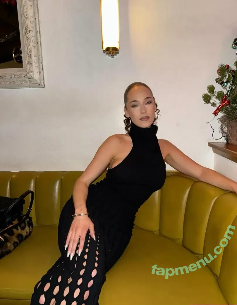 maetasworld nude photo #0187 (Maeta)