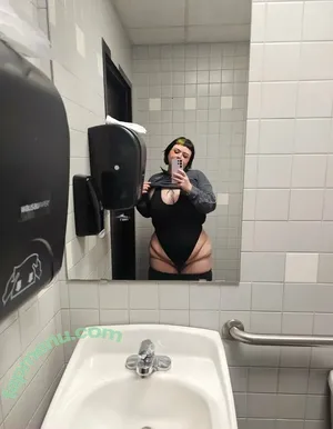 maethethiccfae / ktmaesec nude photo #0099