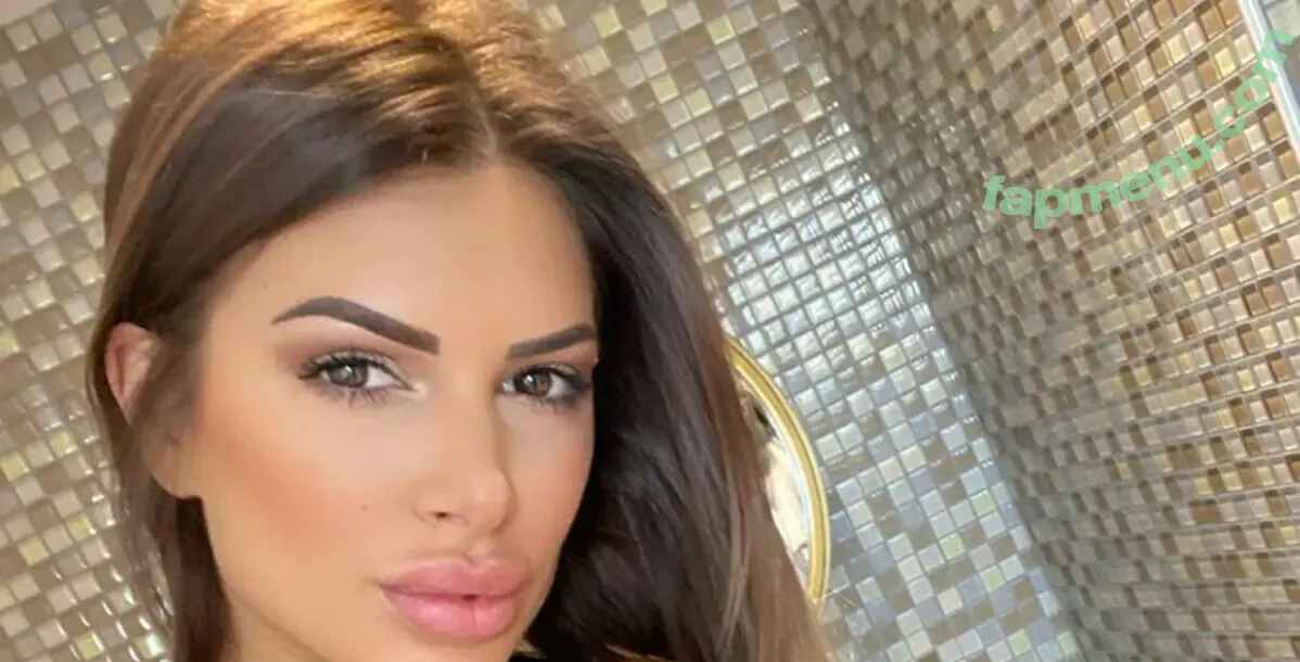 Maeva Martinez nude photo #0011 (iammaevamartinez)