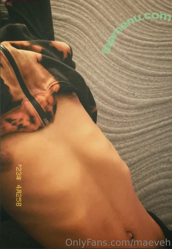 maeveh nude photo #0023 (maeveh)