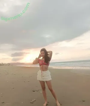  nude photo #0002