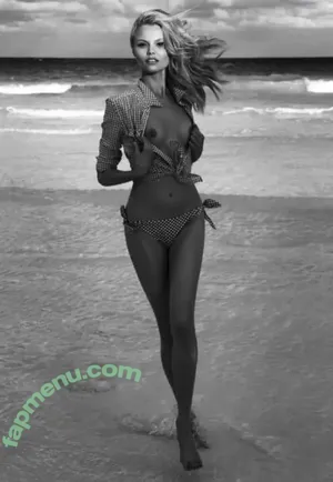 Magdalena Frackowiak / magdalenasbitches nude photo #0010