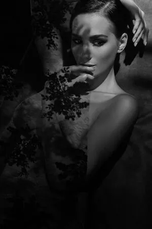 Magdalena Perlinska / magdalenaperlinska_ nude photo #0031