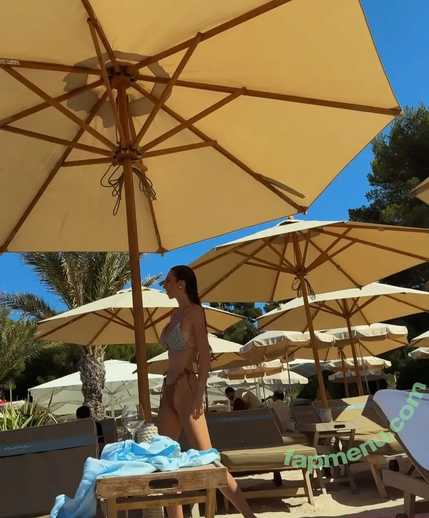 Magdalina Soltan nude photo #0015 (magdalinasoltan)