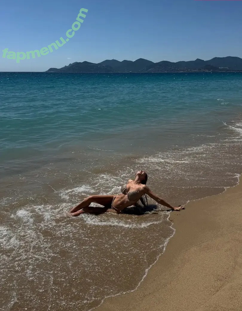 Magdalina Soltan nude photo #0017 (magdalinasoltan)