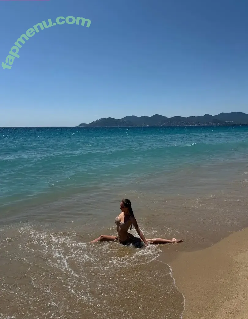 Magdalina Soltan nude photo #0021 (magdalinasoltan)