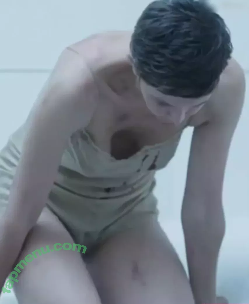 Maggie Gyllenhaal nude photo #0121 (mgyllenhaal)