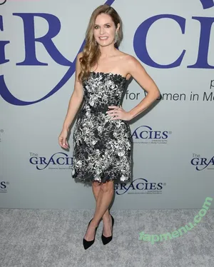 Maggie Lawson / magslawslawson nude photo #0024