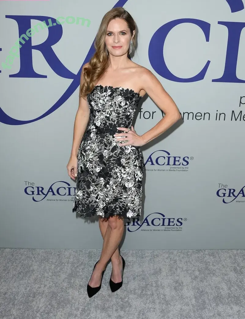 Maggie Lawson nude photo #0028 (magslawslawson)