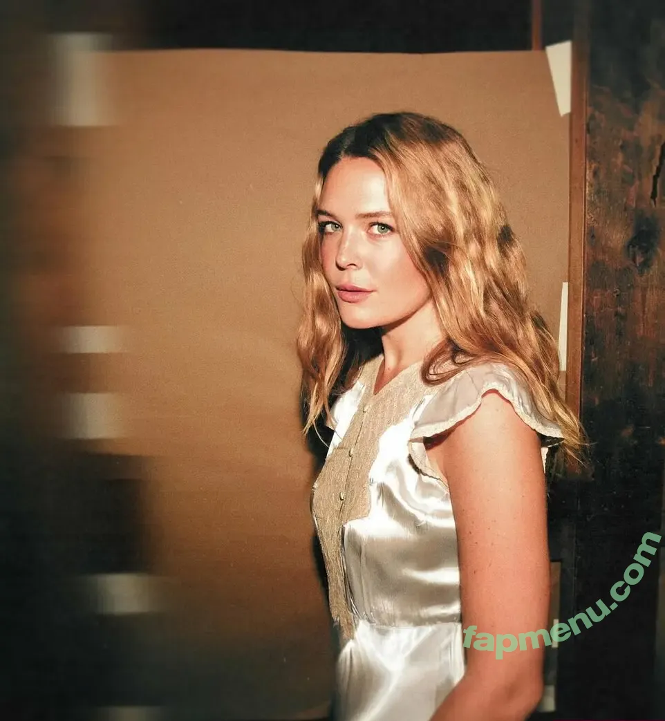 Maggie Rogers nude photo #0067 (maggierogers / rockyemerson)