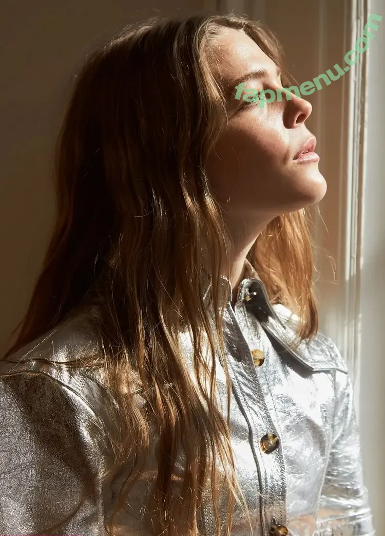 Maggie Rogers nude photo #0075 (maggierogers / rockyemerson)