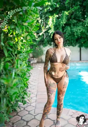 Maggie13Moodie / girls / juneeberri / juneeberrii / women nude photo #0080