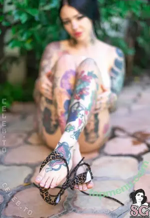 Maggie13Moodie / girls / juneeberri / juneeberrii / women nude photo #0115