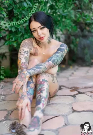 Maggie13Moodie / girls / juneeberri / juneeberrii / women nude photo #0118