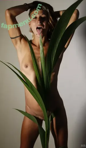 magiarosavideos / magiarosa2025 nude photo #0011