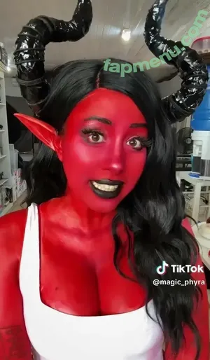 Magic Phyra / magic_phyra / magicphyra nude photo #0923