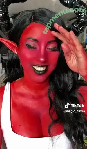 Magic Phyra / magic_phyra / magicphyra nude photo #0927