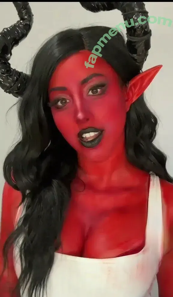 Magic Phyra nude photo #0909 (magic_phyra / magicphyra)